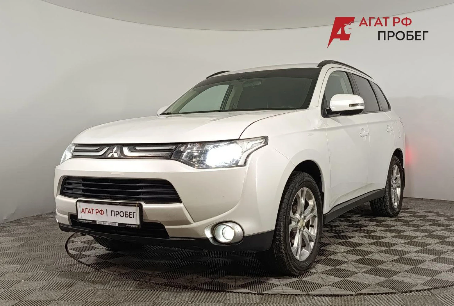 Mitsubishi OUTLANDER, 2013