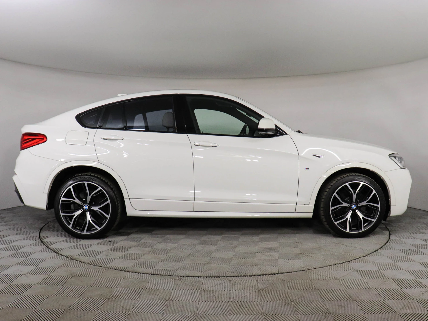 BMW X4, 2015