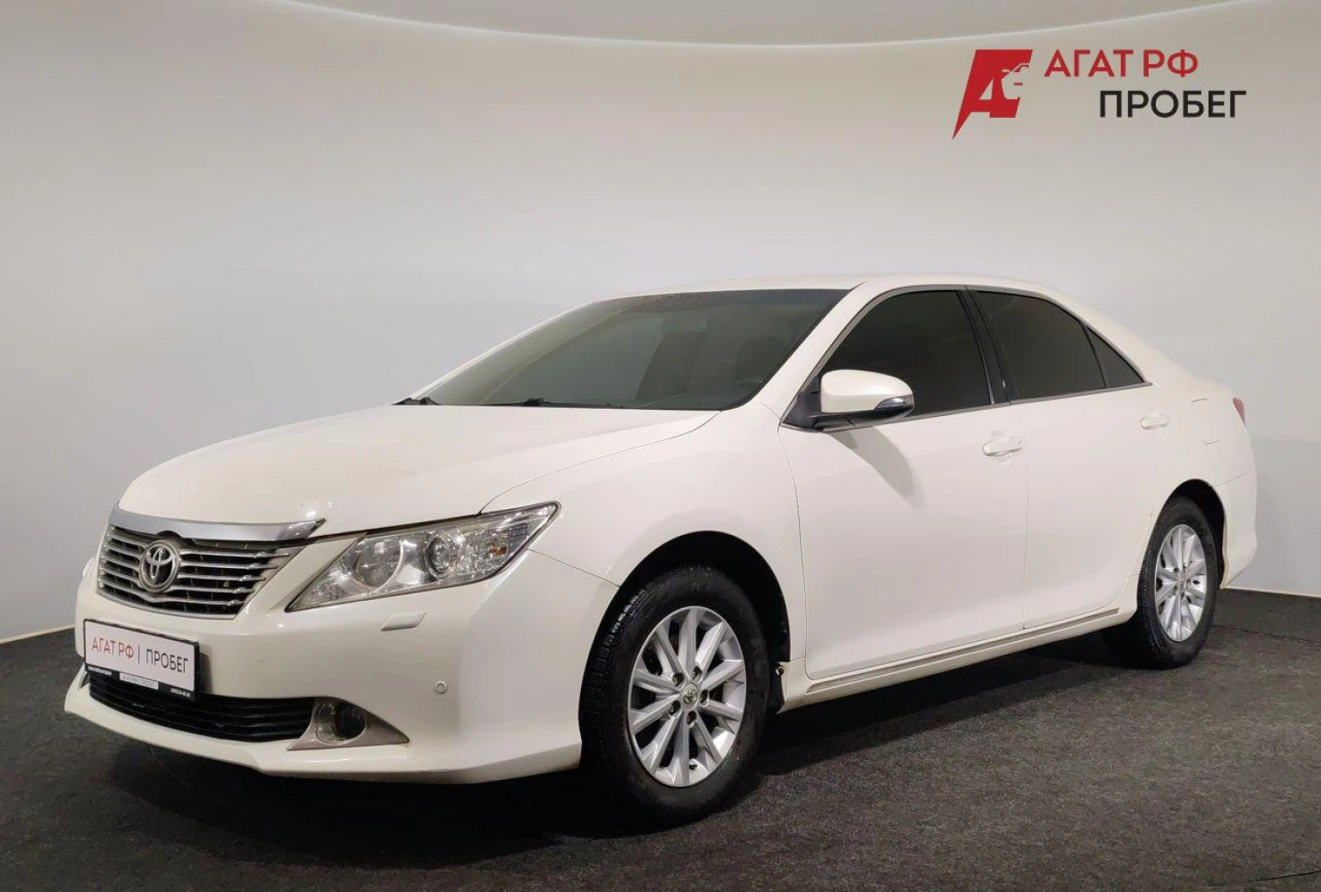 Toyota Camry, 2014
