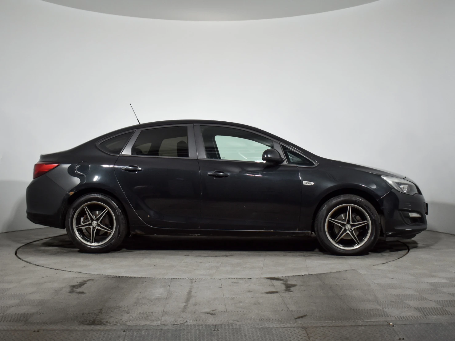Opel Astra, 2012