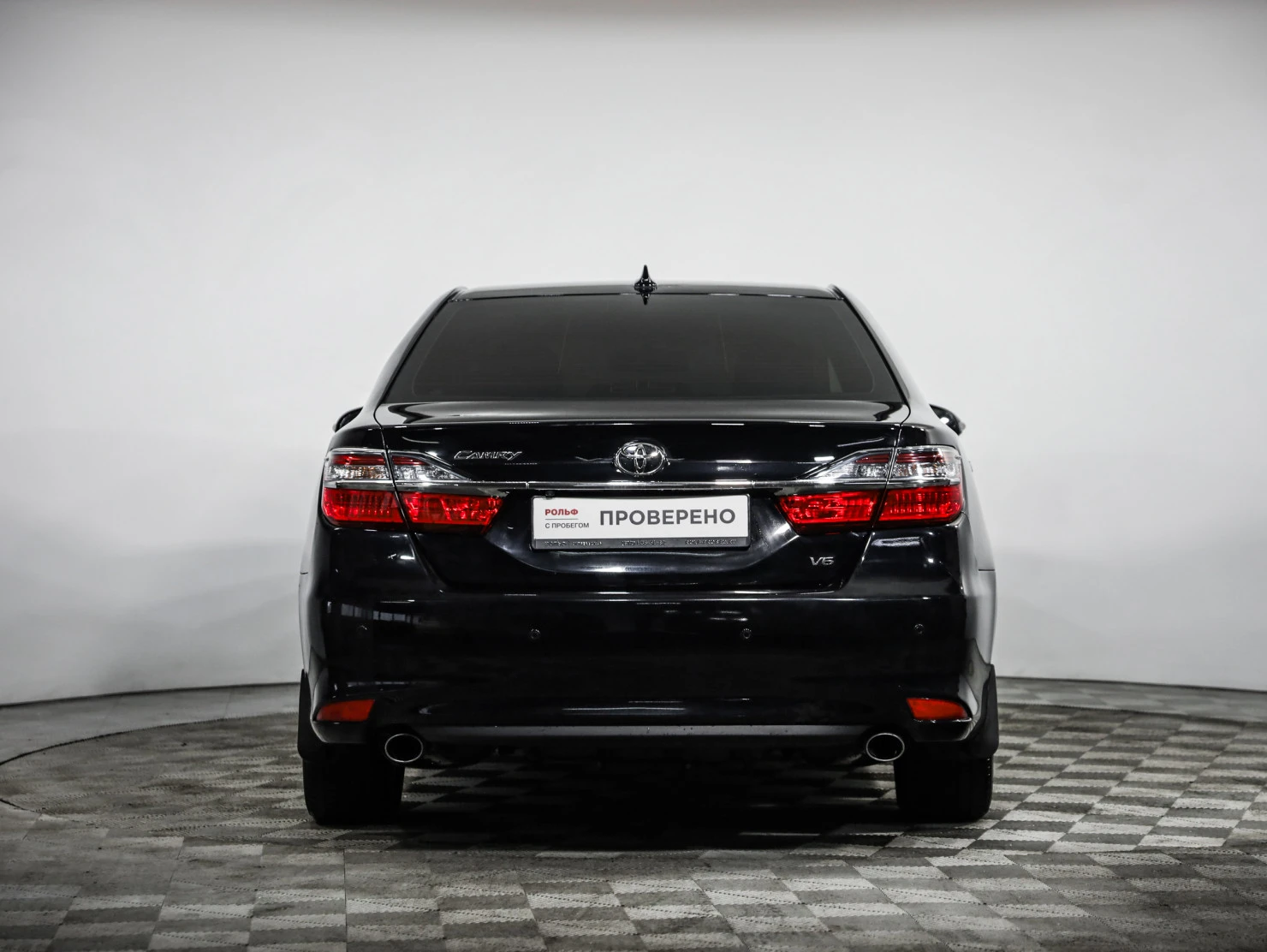 Toyota Camry, 2017