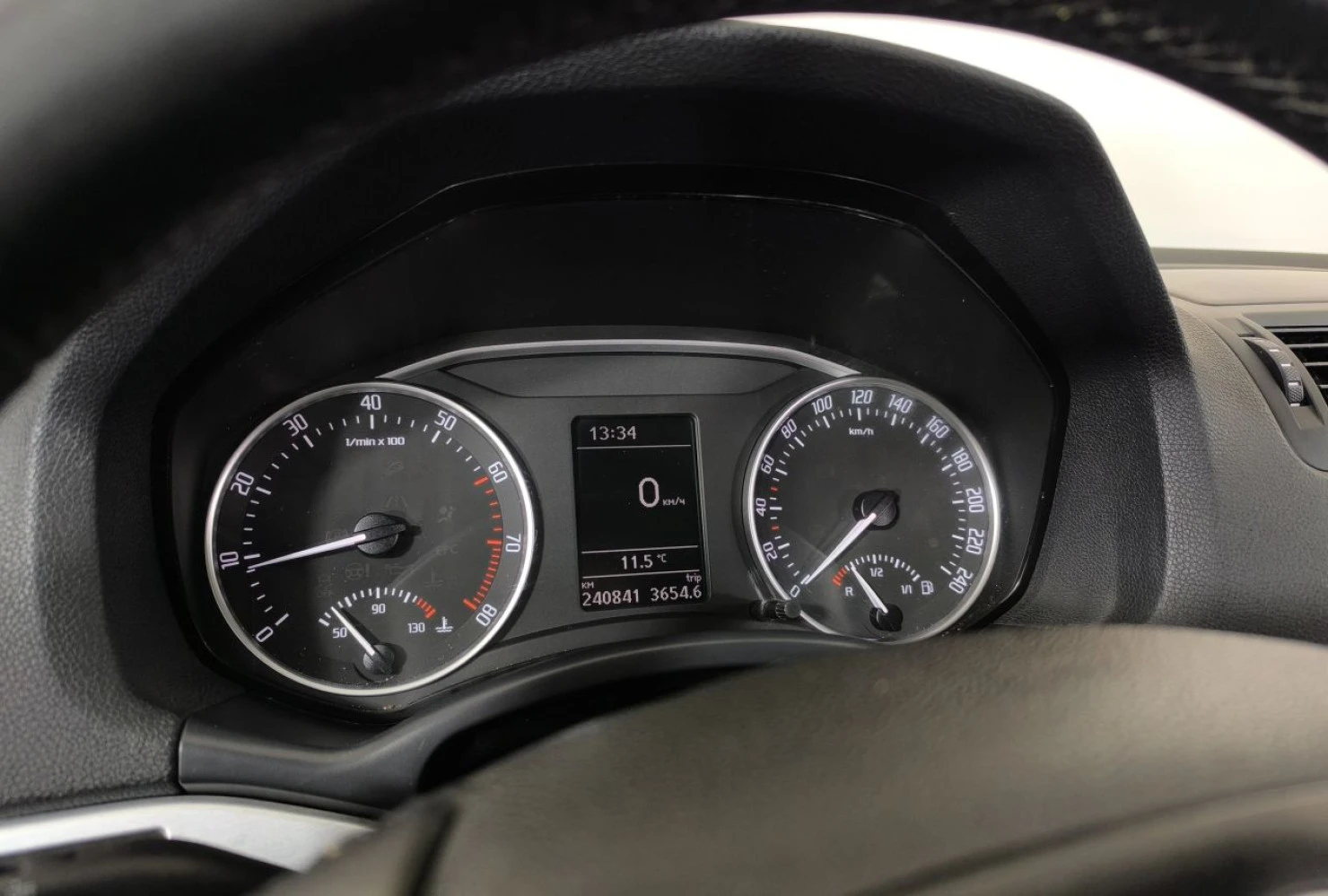 ŠKODA OCTAVIA, 2011