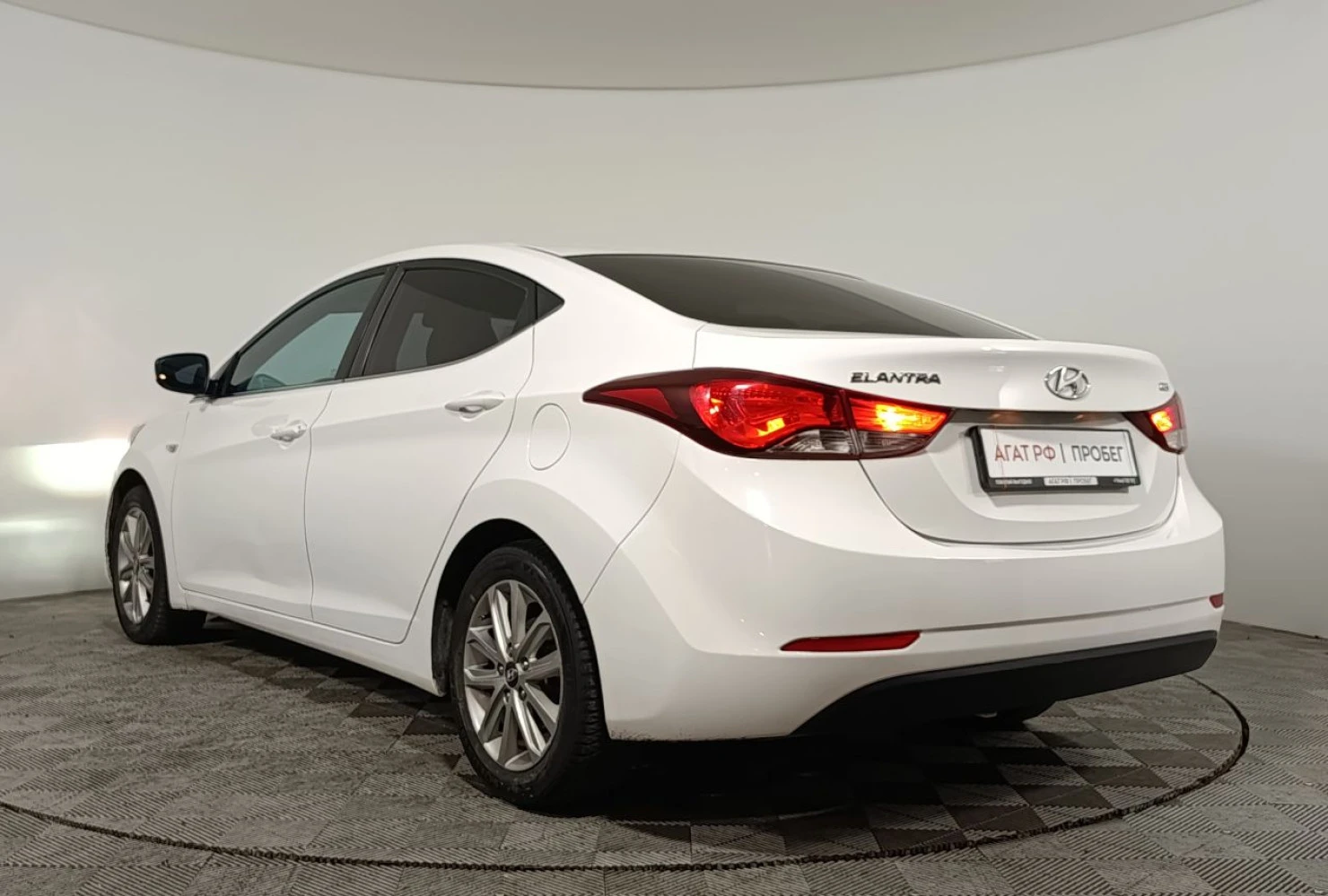 Hyundai Elantra, 2015