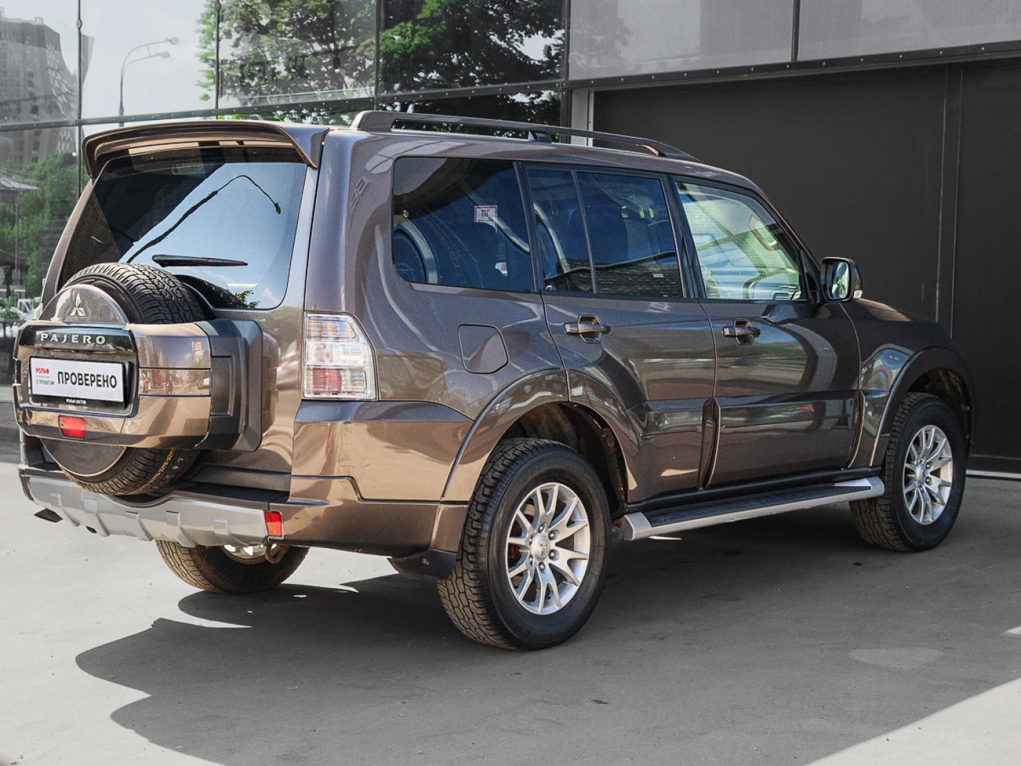 Mitsubishi PAJERO, 2011
