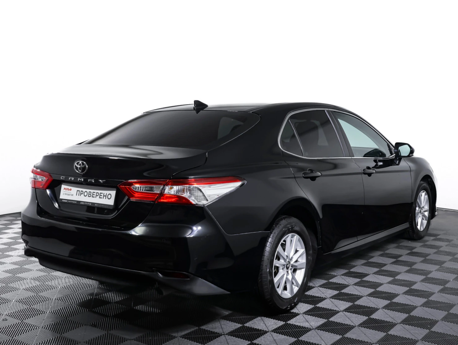 Toyota Camry, 2018