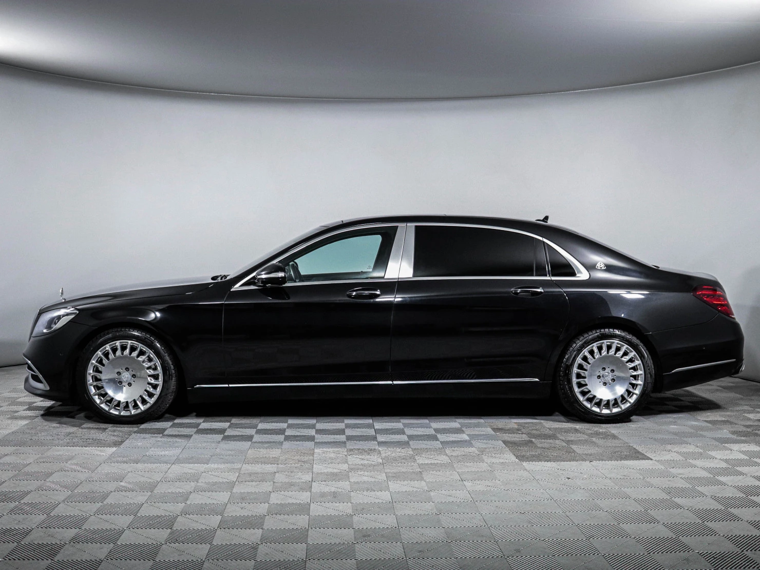 Mercedes-Benz Maybach S-Класс, 2018