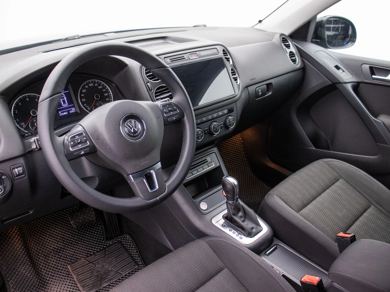 Volkswagen Tiguan, 2015