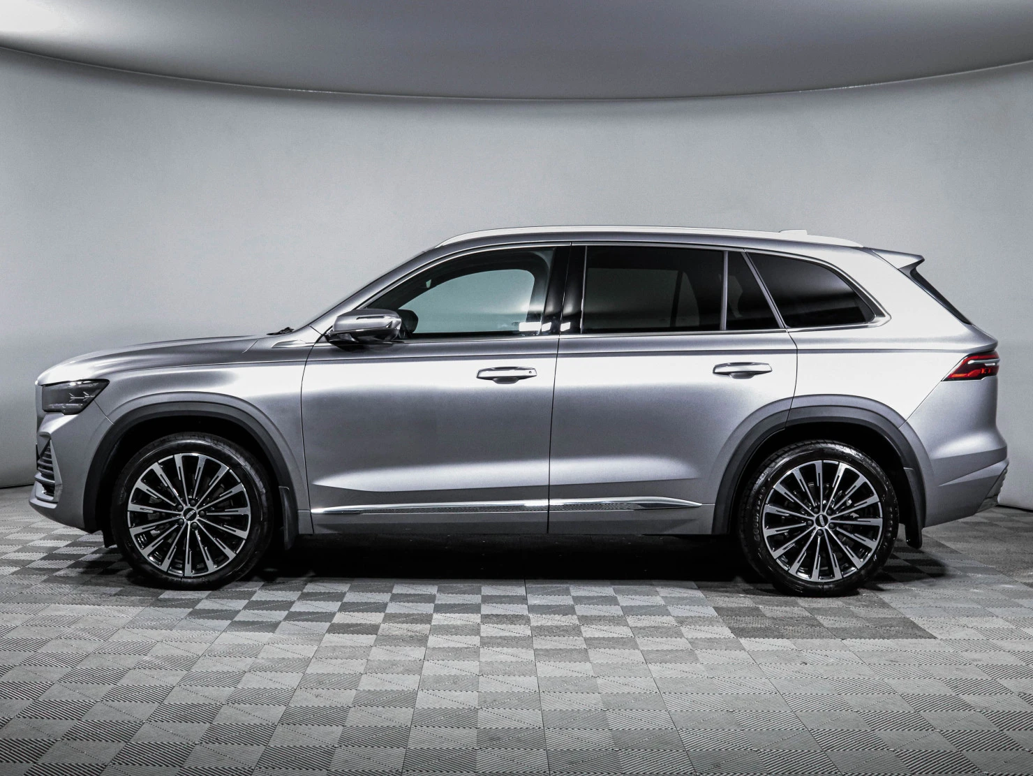 Geely Monjaro, 2025