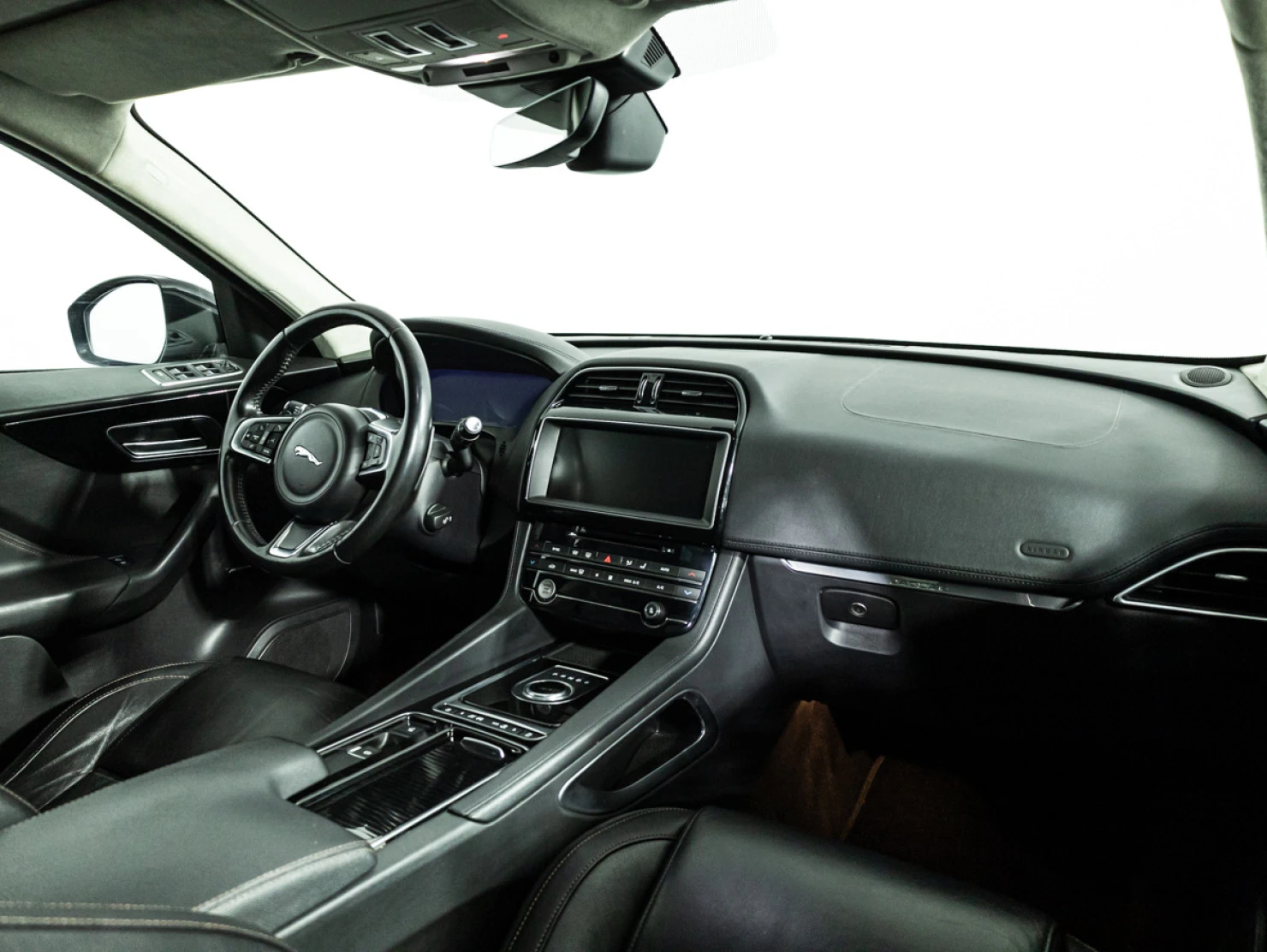 Jaguar F-PACE, 2019
