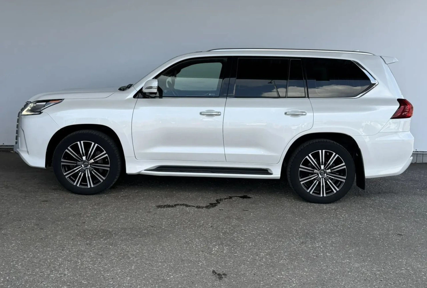Lexus LX, 2020