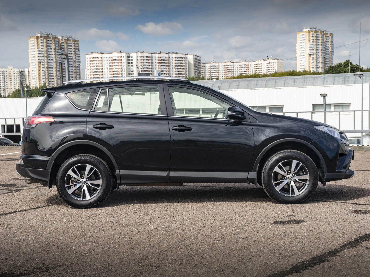 Toyota RAV4, 2016