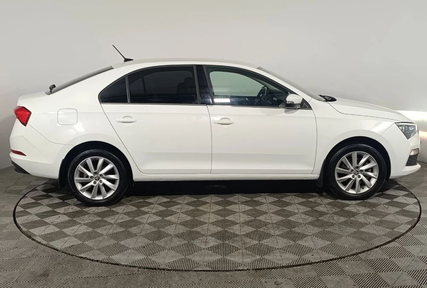 ŠKODA RAPID, 2020