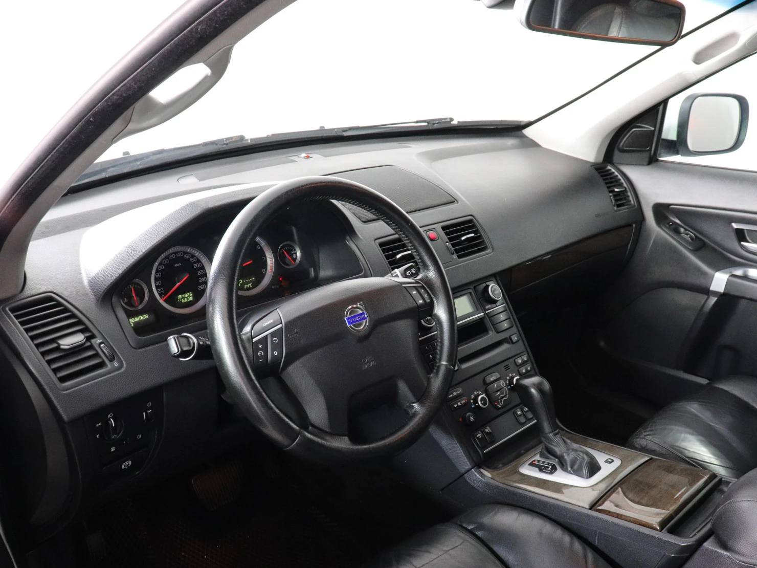 Volvo XC90, 2011