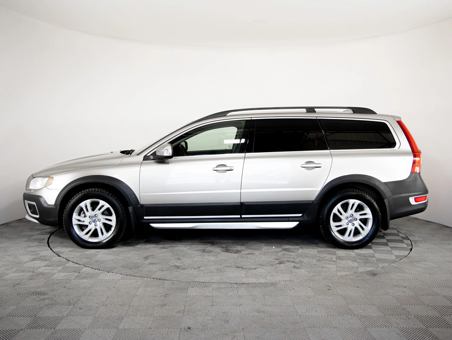 Volvo XC70, 2012