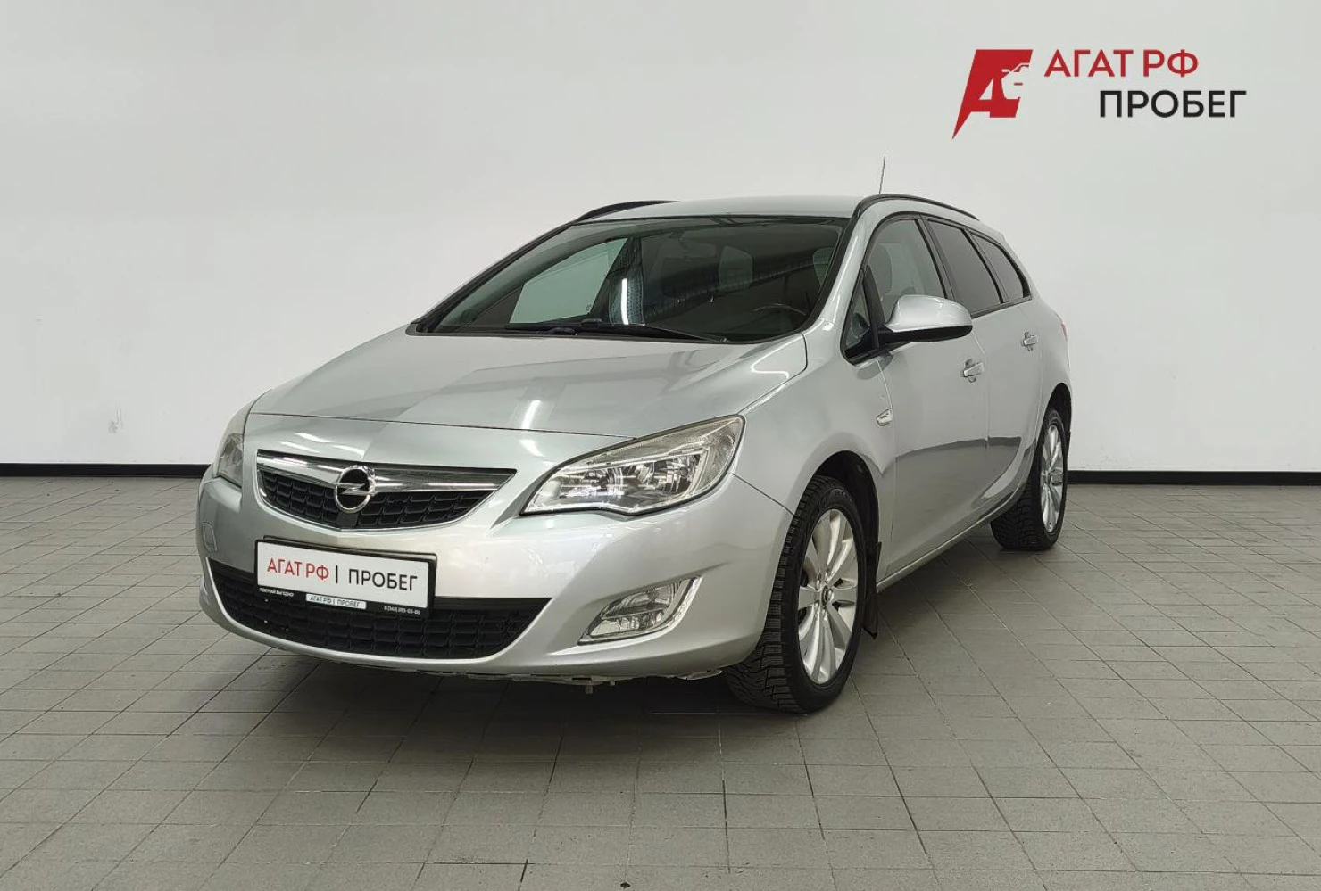 Opel Astra, 2012