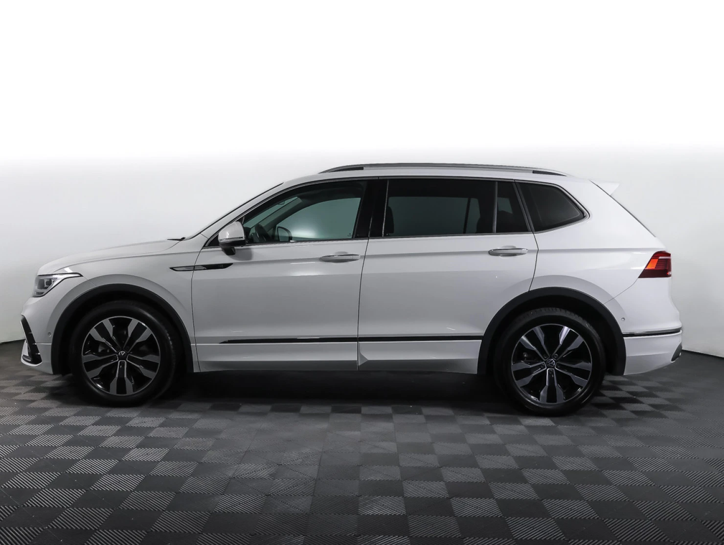 Volkswagen Tiguan, 2022