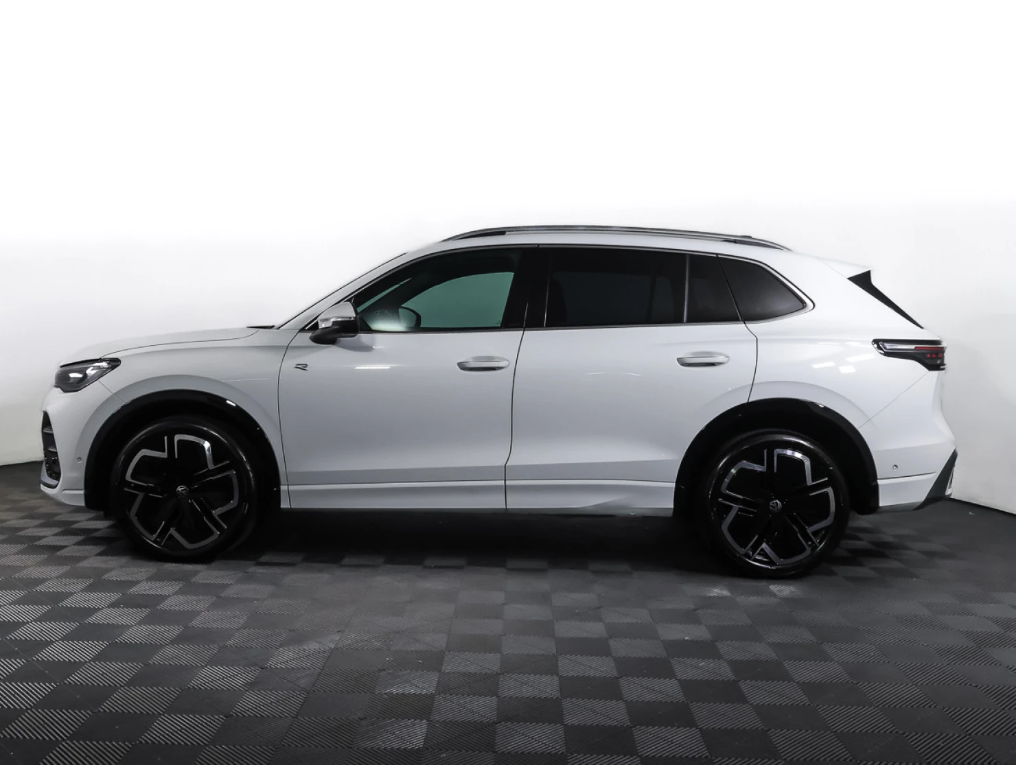 Volkswagen Tiguan, 2024