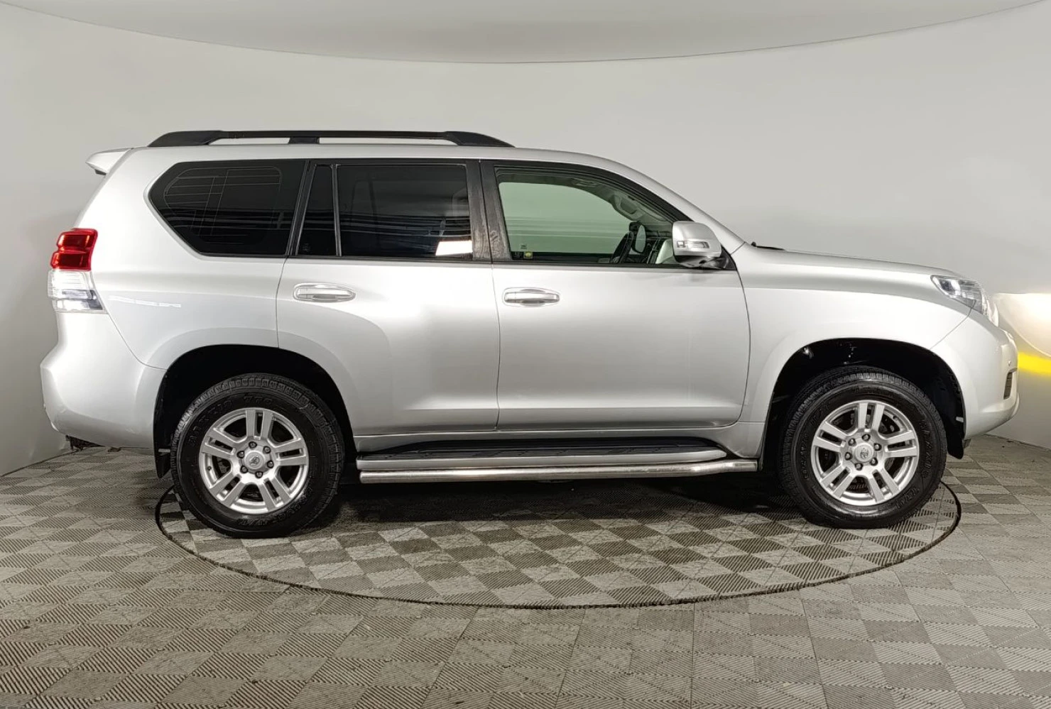 Toyota Land Cruiser Prado, 2010
