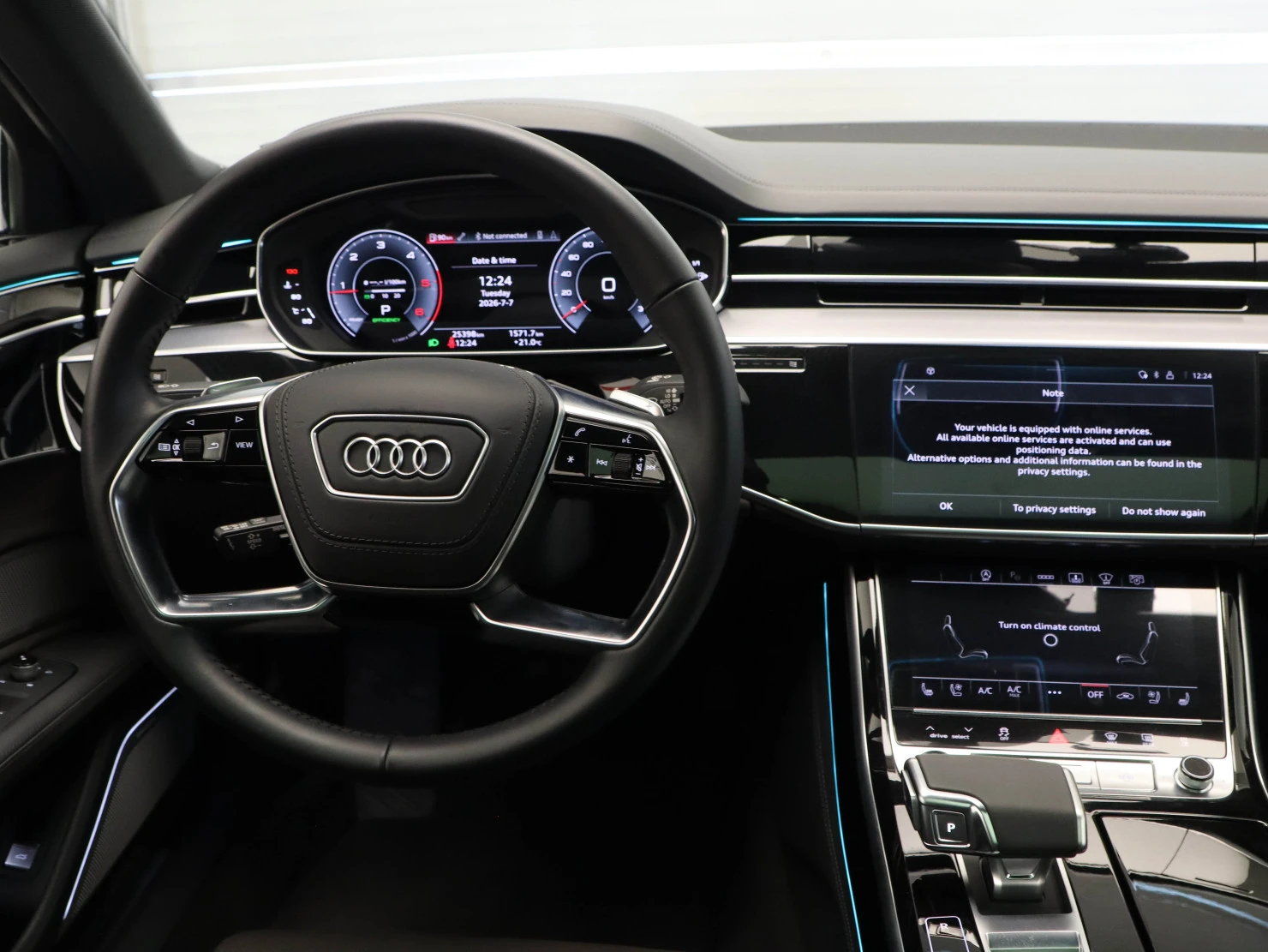 Audi A8, 2021