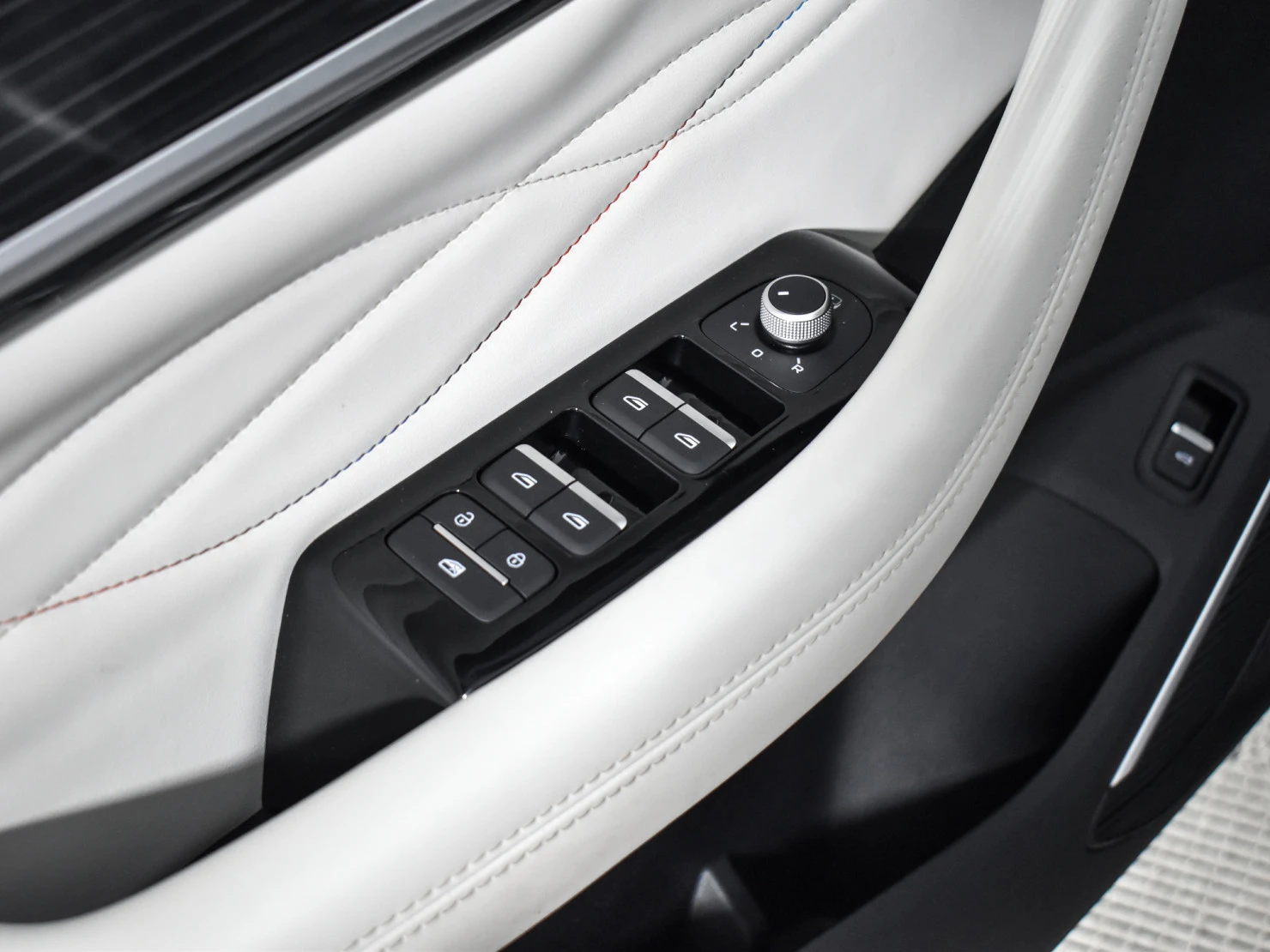 Geely Monjaro, 2024