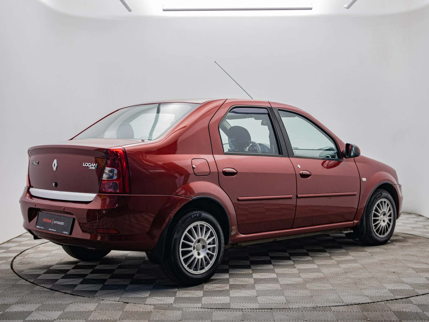 Renault Logan, 2010