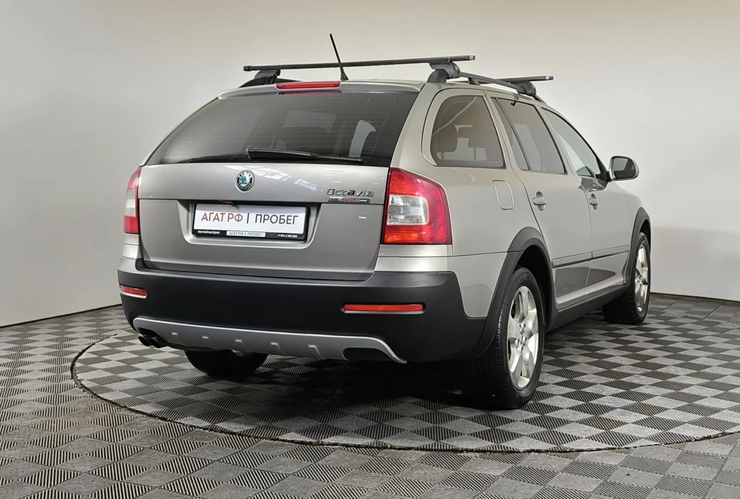 ŠKODA OCTAVIA, 2011