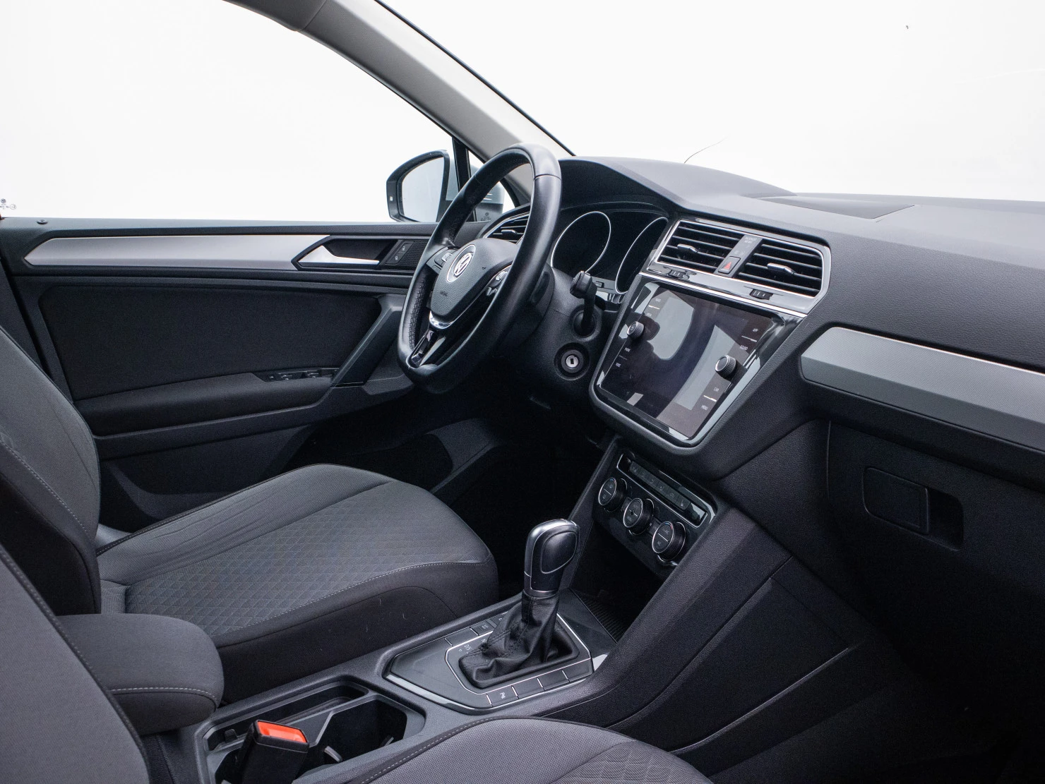 Volkswagen Tiguan, 2019