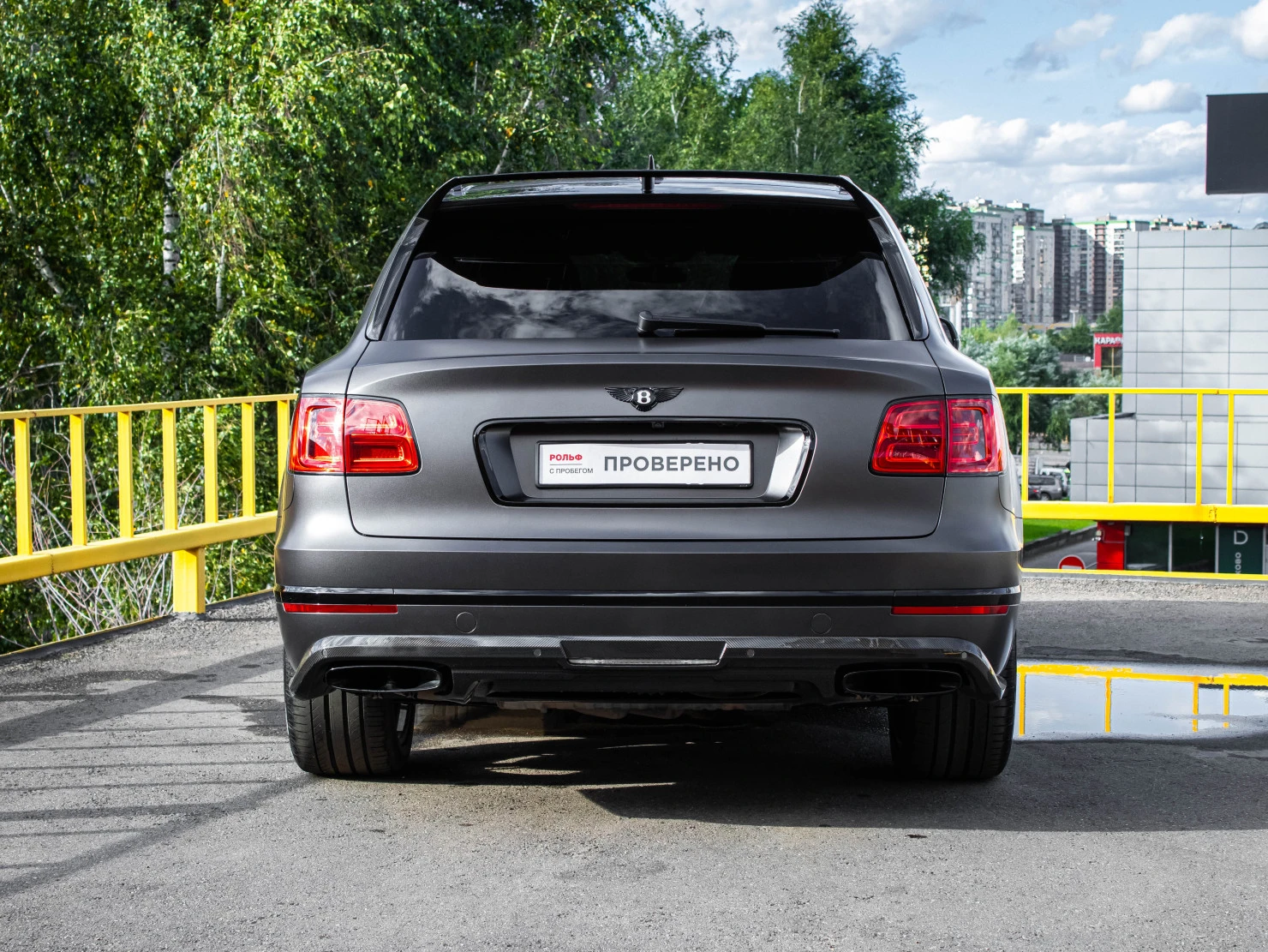 Bentley Bentayga, 2016