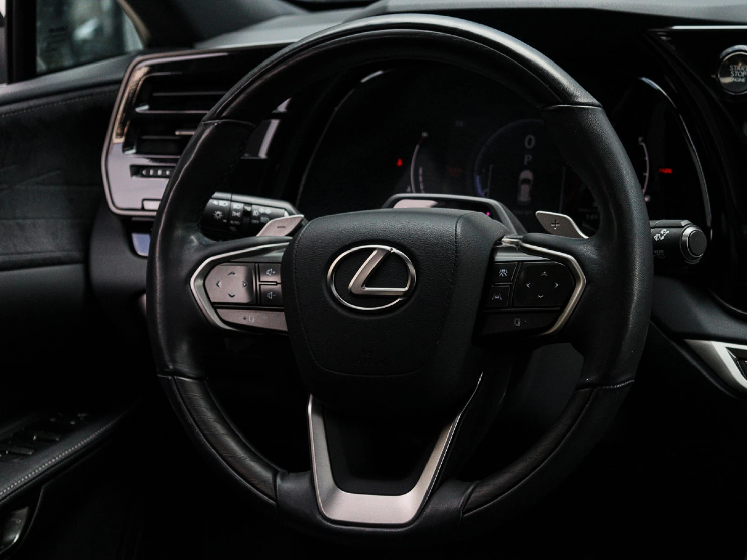 Lexus RX, 2023