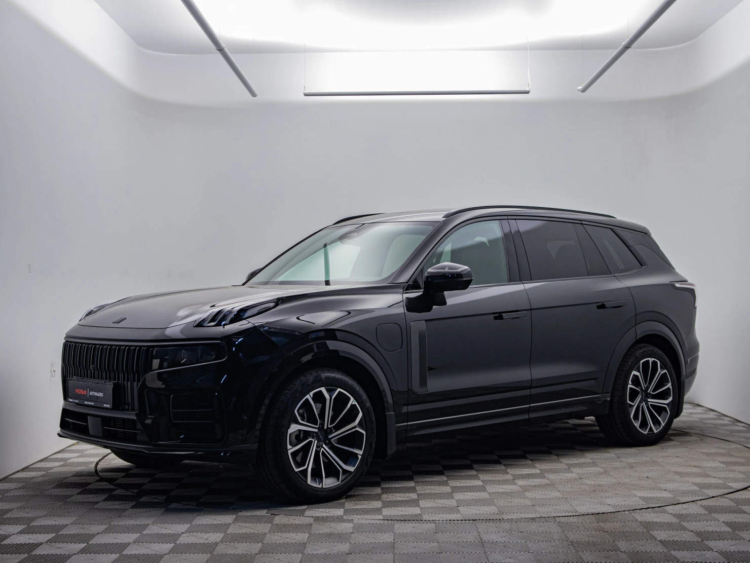 Lynk & Co 09, 2022