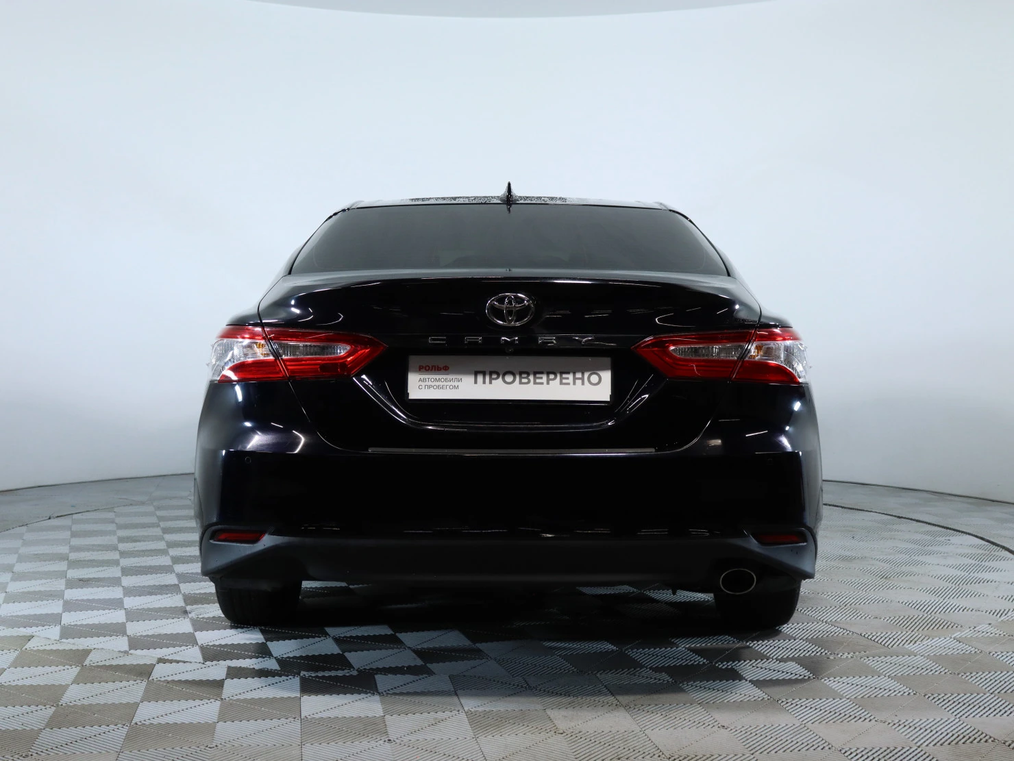 Toyota Camry, 2019