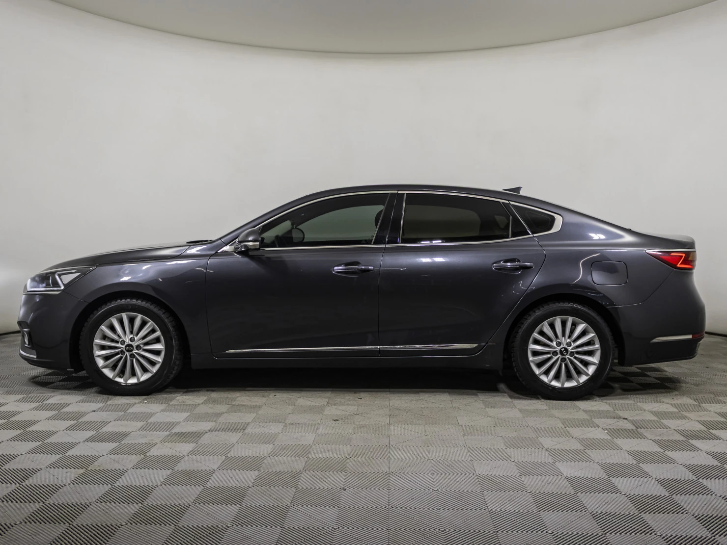 Kia K7, 2017