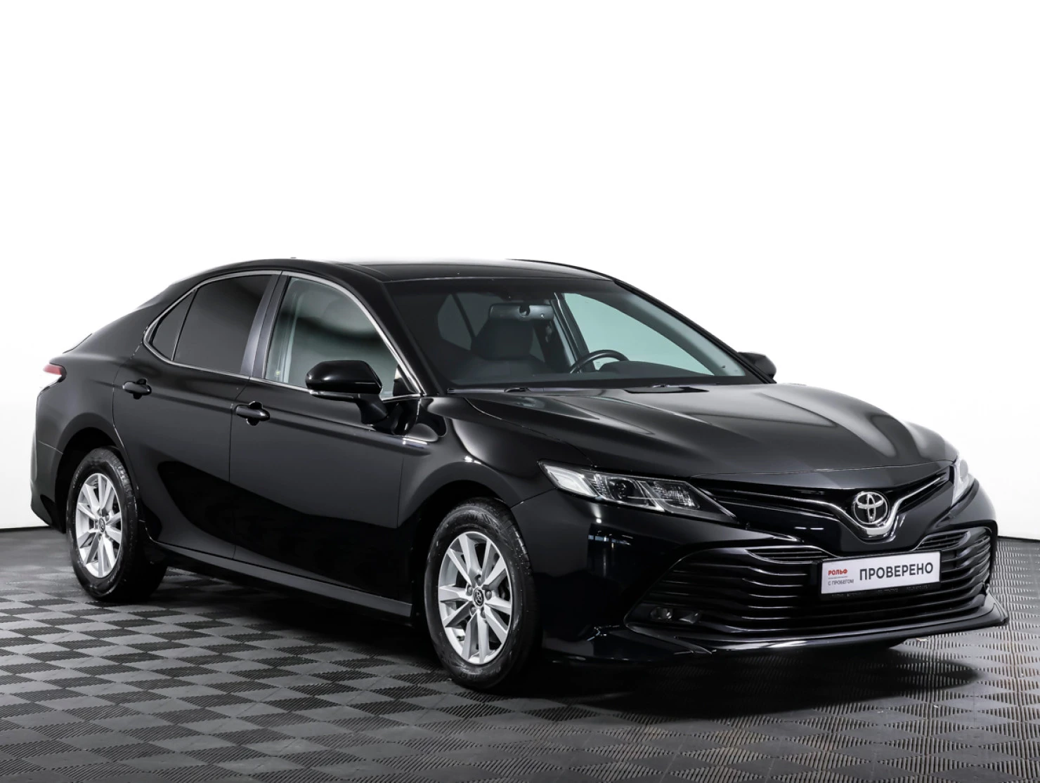 Toyota Camry, 2018