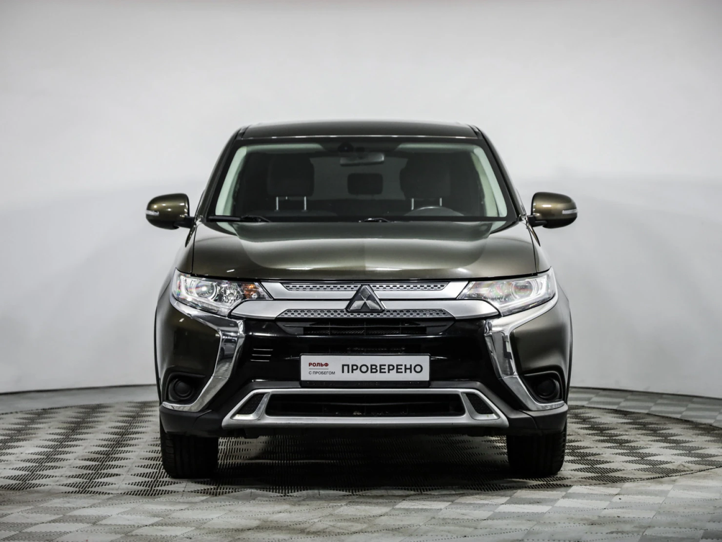 Mitsubishi OUTLANDER, 2020