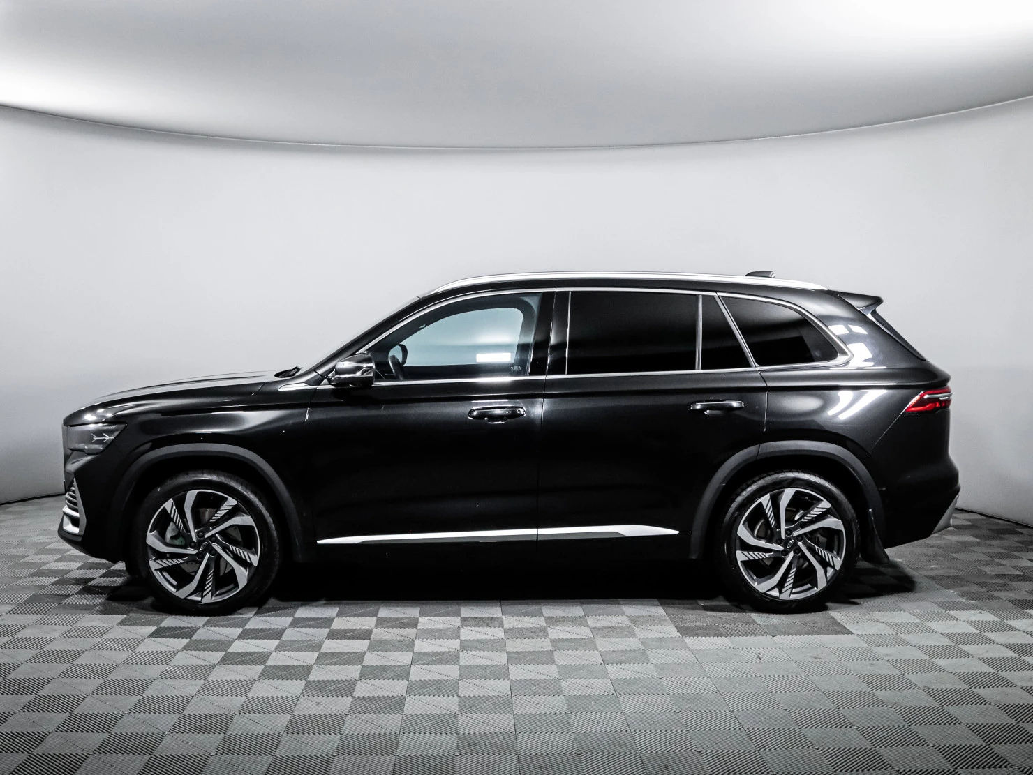 Geely Monjaro, 2023