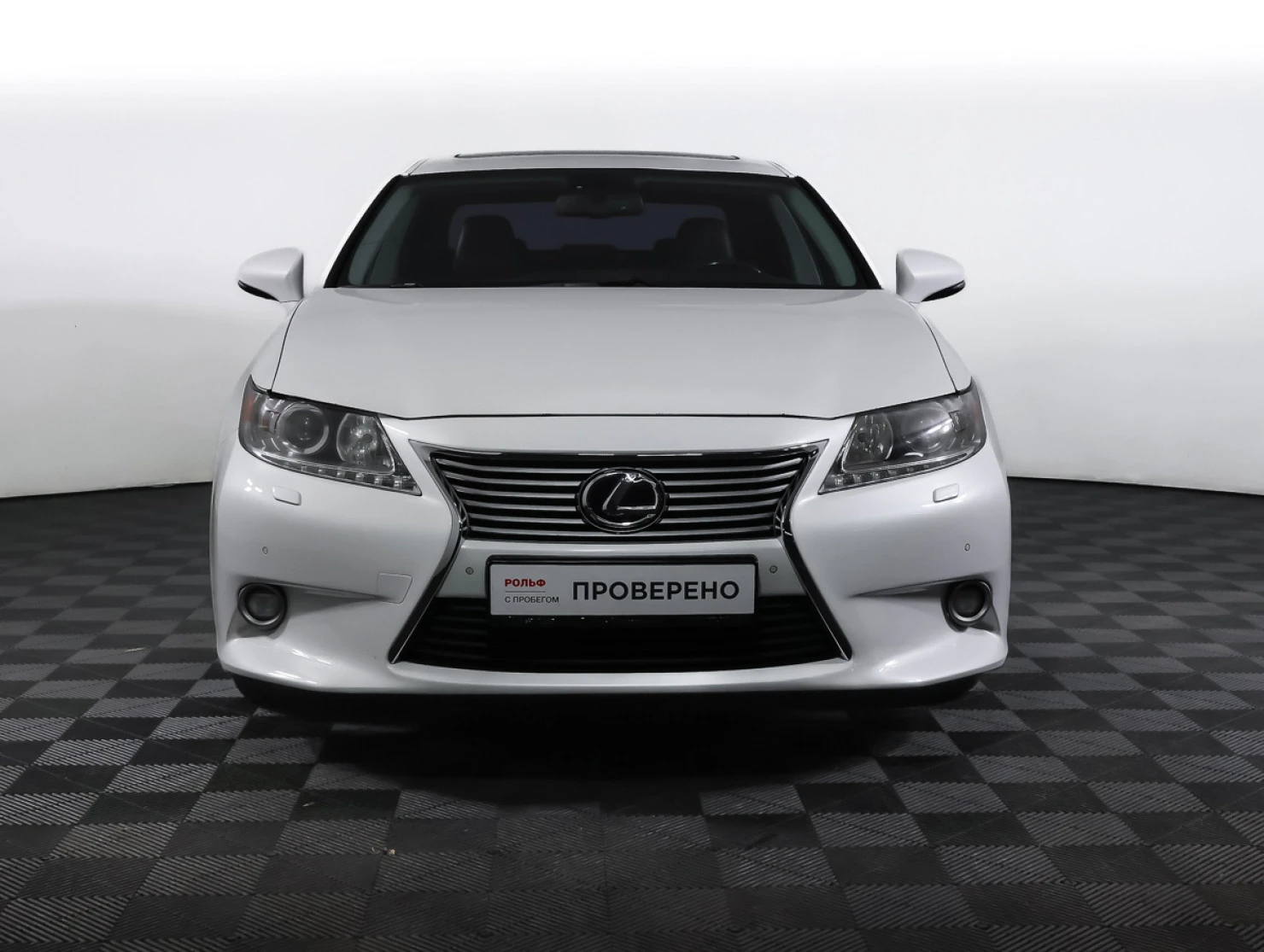 Lexus ES, 2014