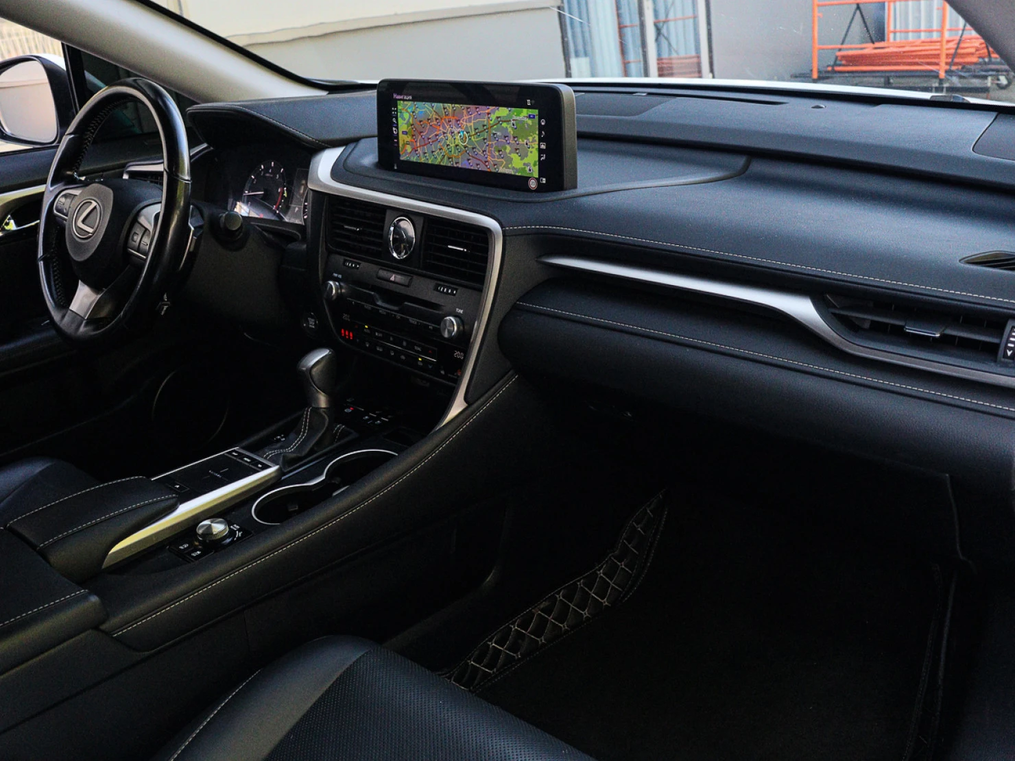 Lexus RX, 2020