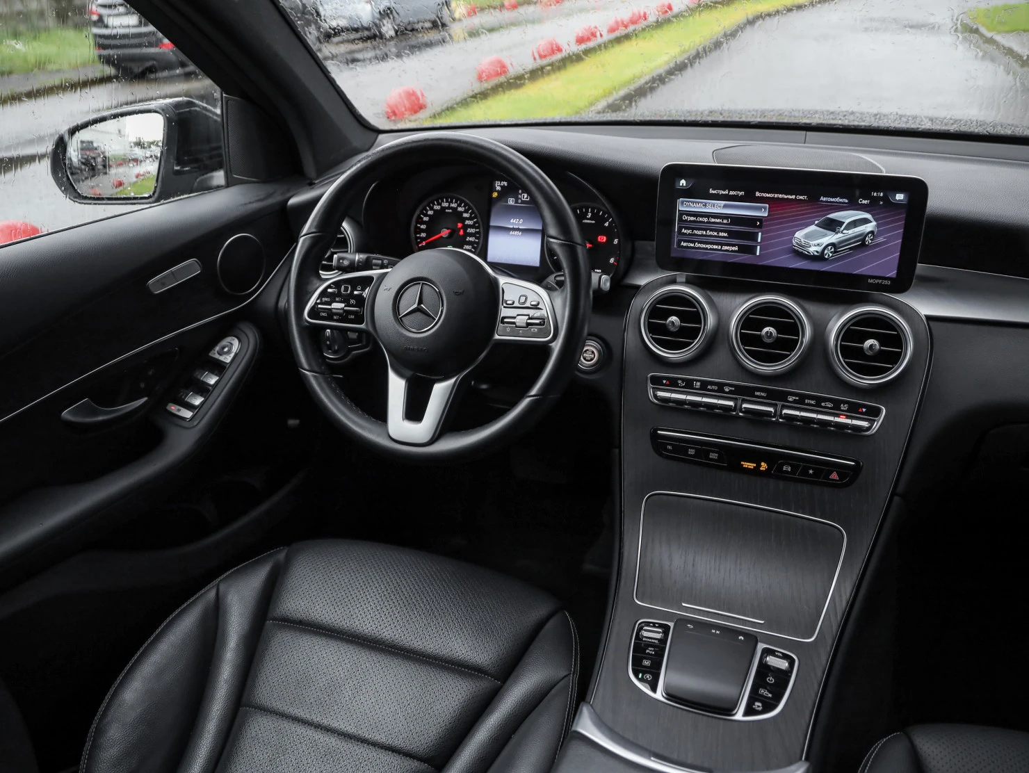 Mercedes-Benz GLC, 2022