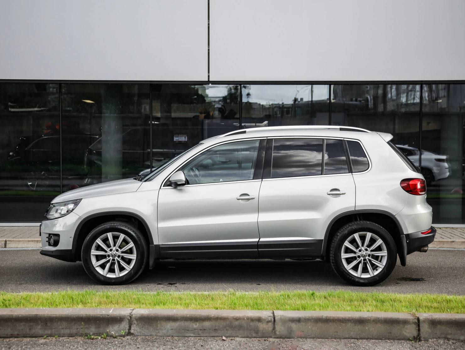 Volkswagen Tiguan, 2016