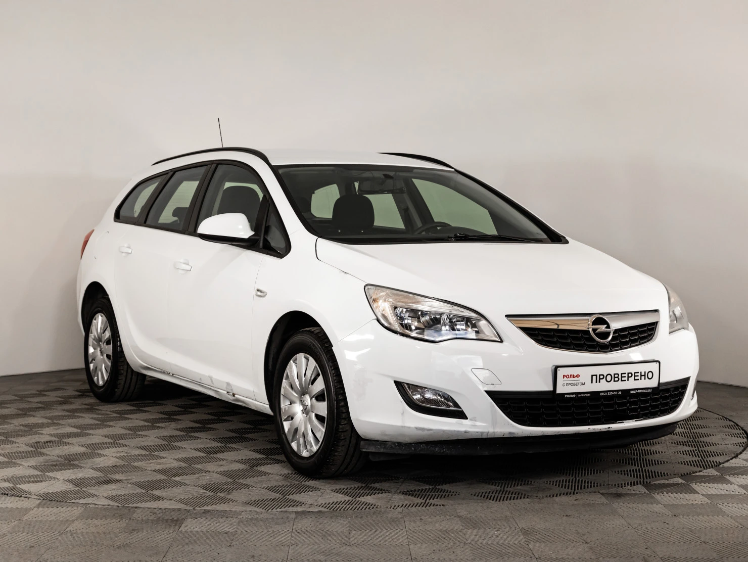 Opel Astra, 2012