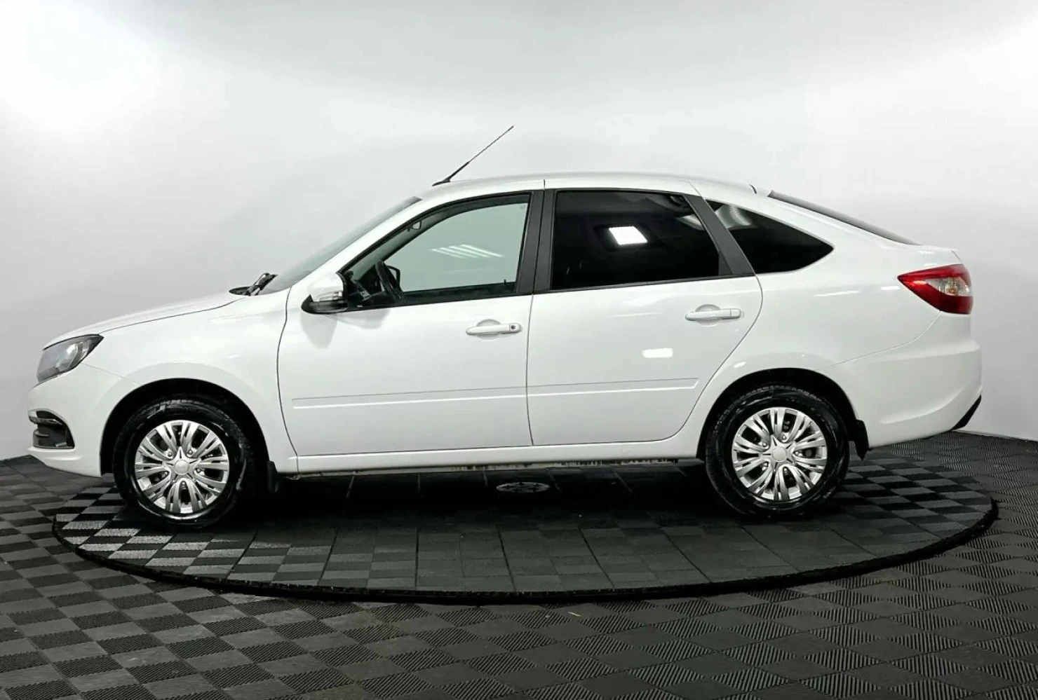 LADA (ВАЗ) Granta, 2023
