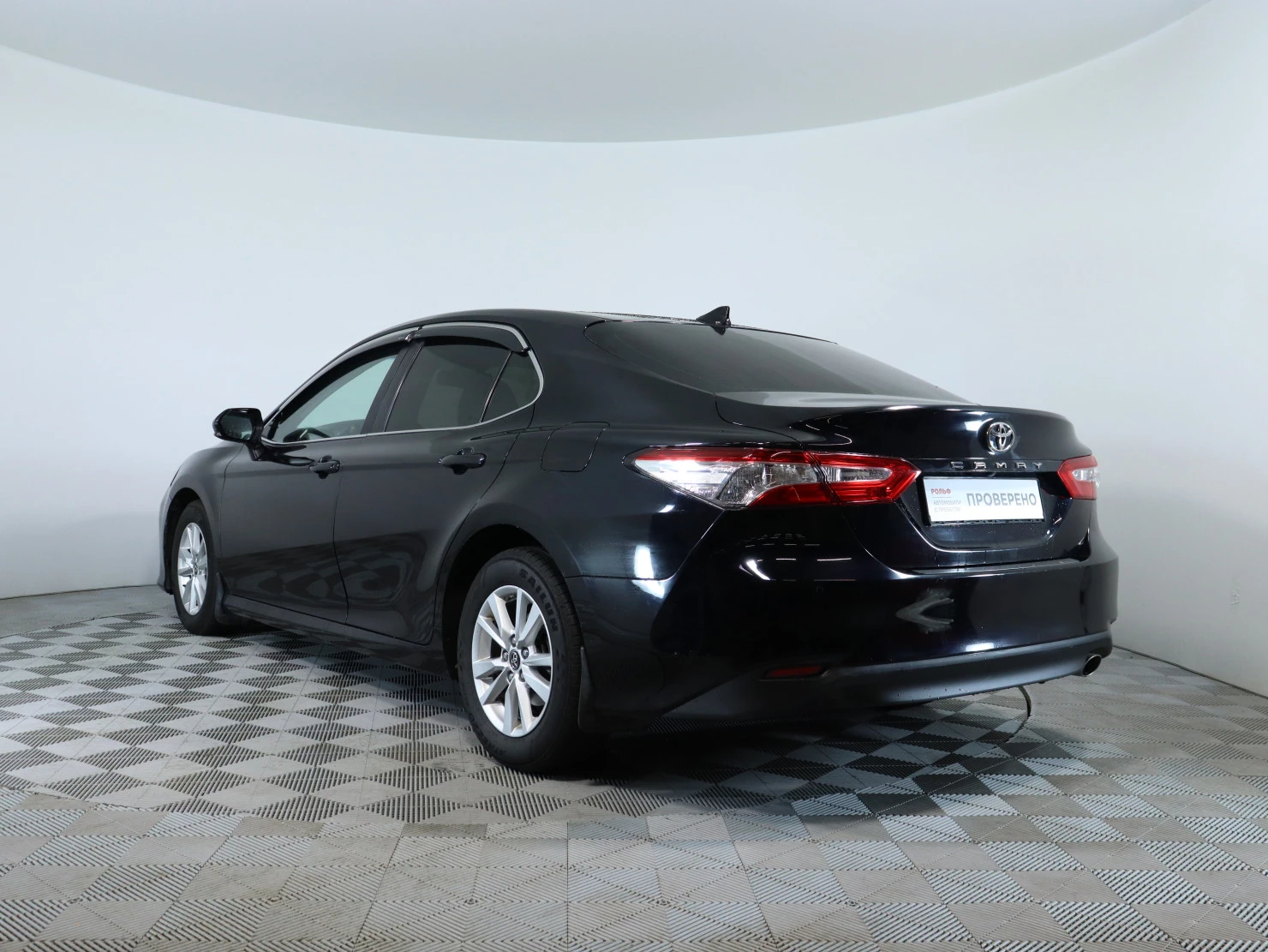 Toyota Camry, 2019