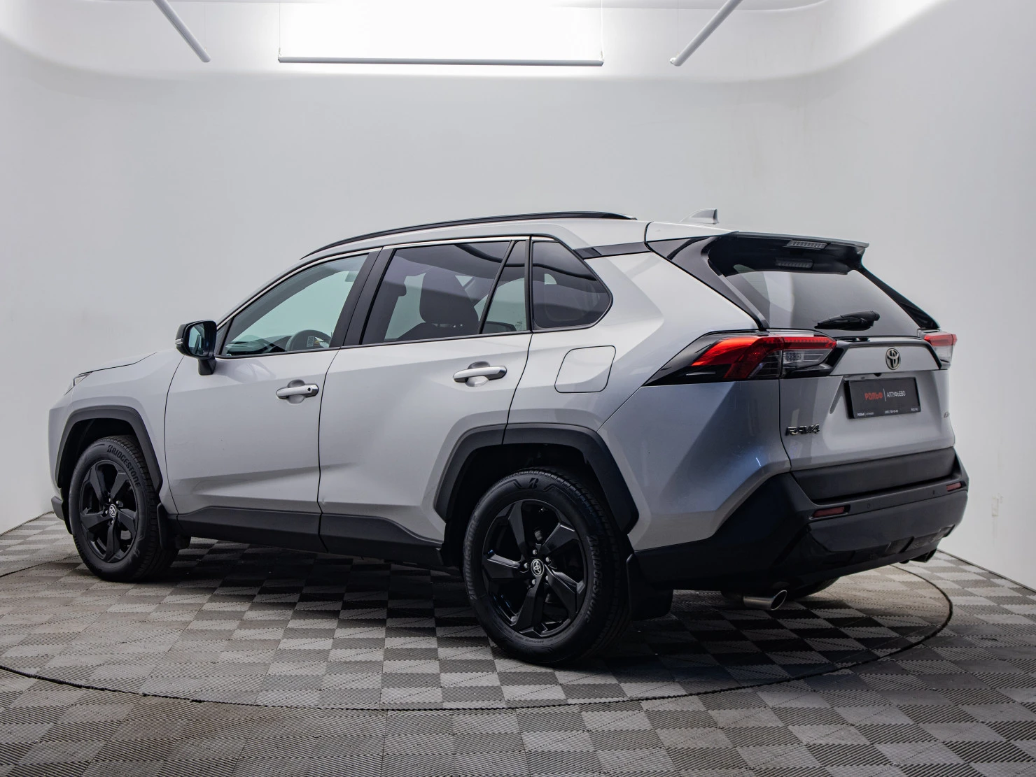 Toyota RAV4, 2021