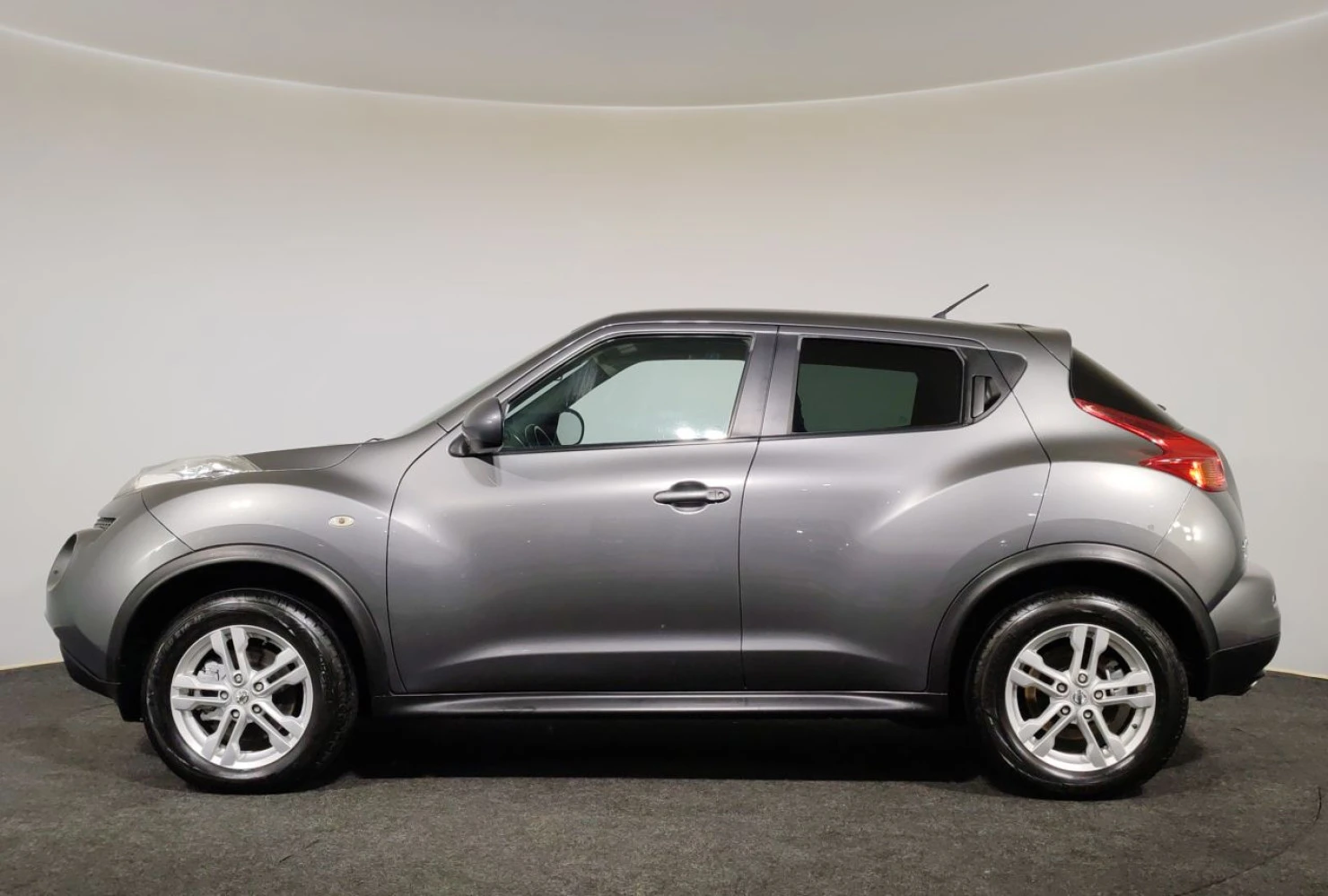 Nissan Juke, 2011