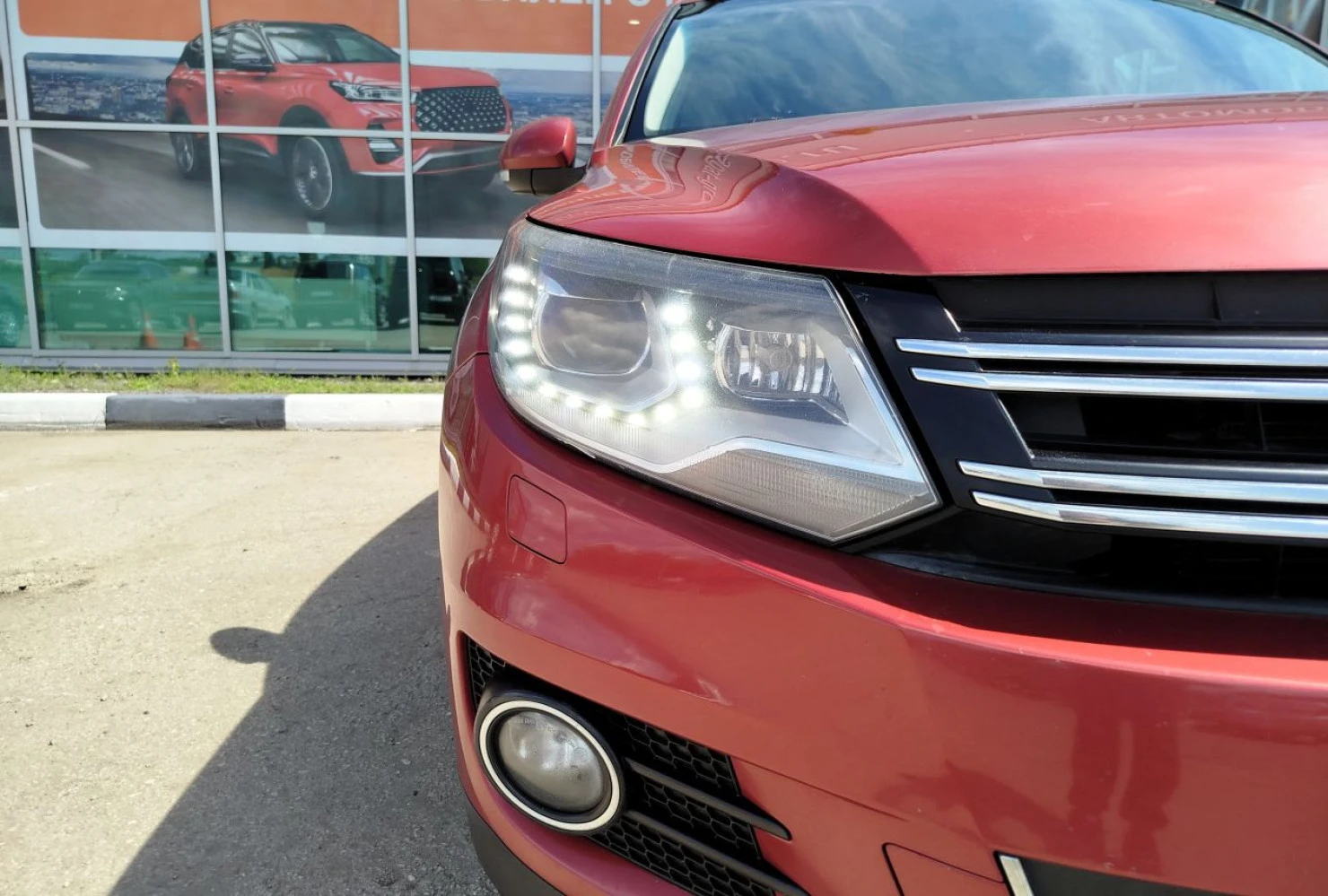 Volkswagen Tiguan, 2011