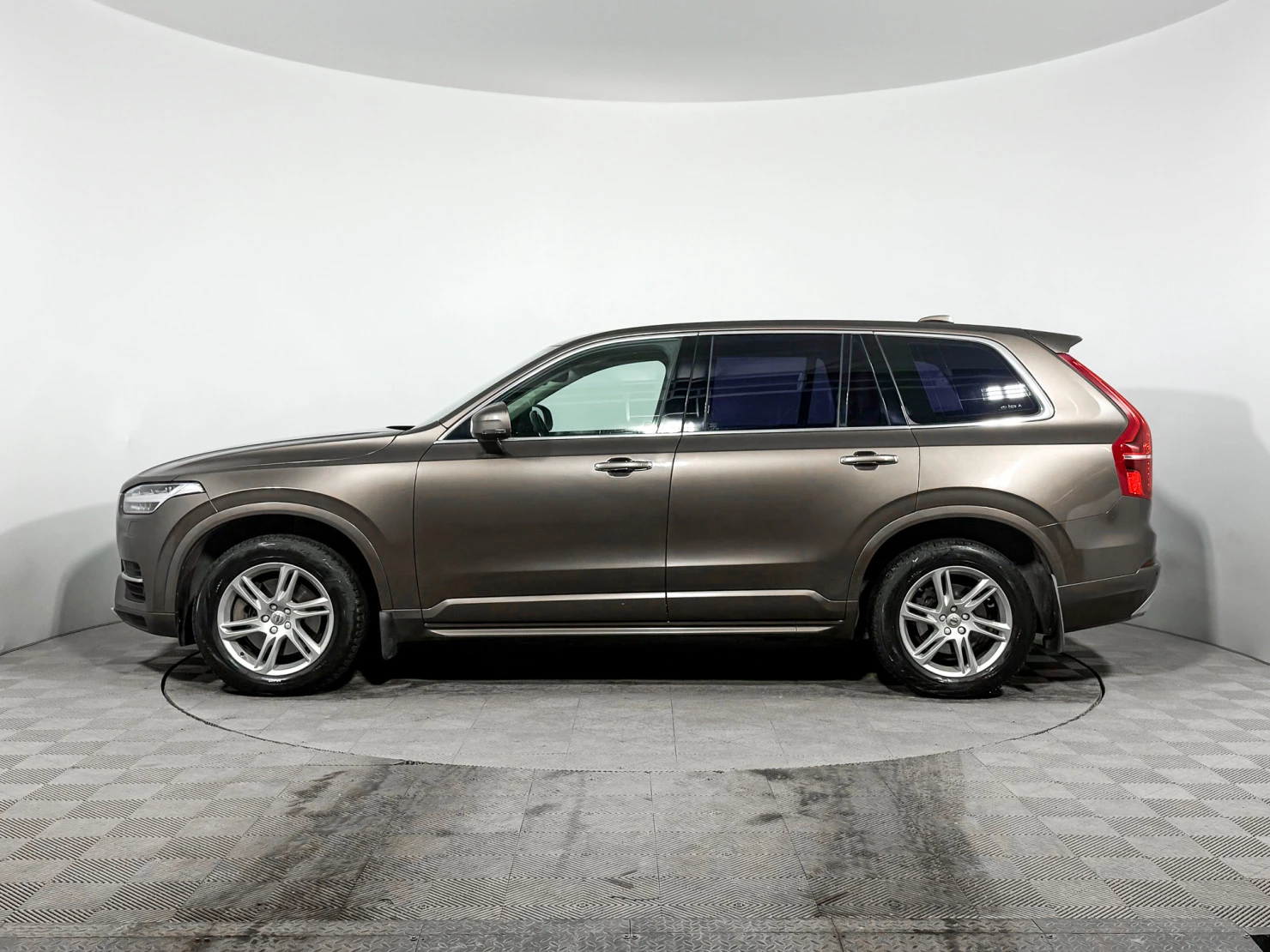Volvo XC90, 2015