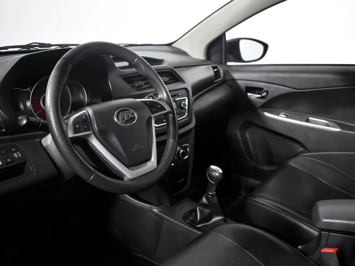 Lifan X50, 2015
