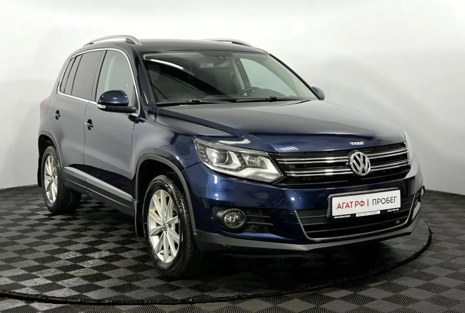 Volkswagen Tiguan, 2012