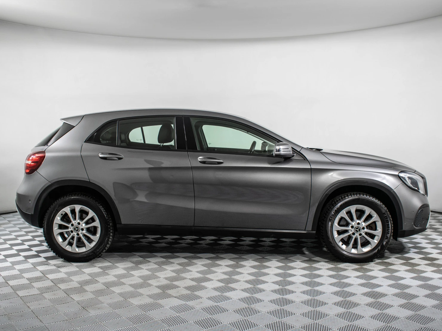 Mercedes-Benz GLA, 2017
