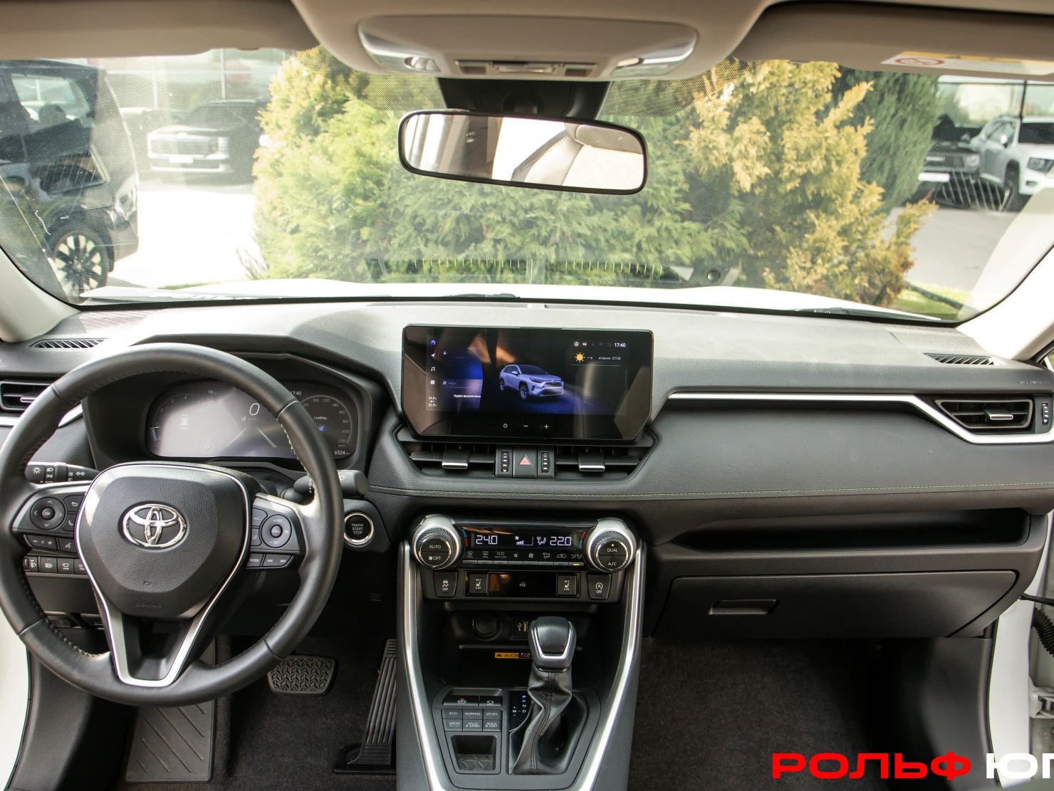 Toyota RAV4, 2025